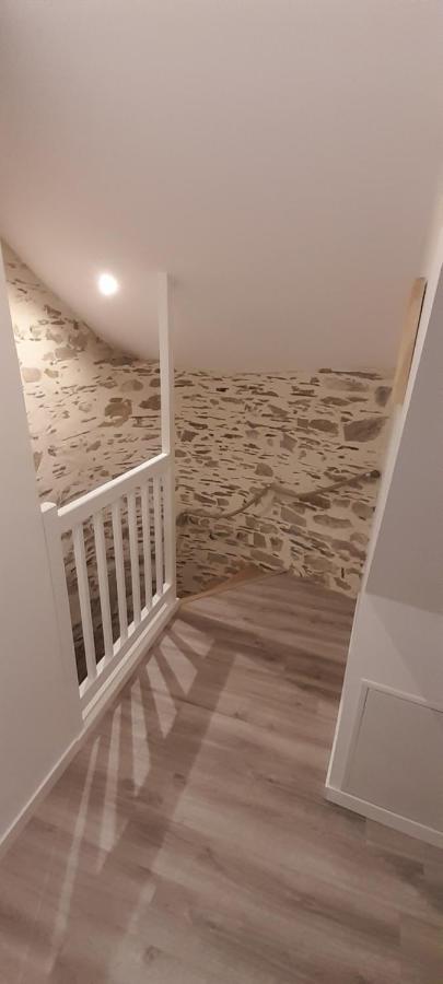 Appartement Dans Maison De 1789 Au Centre De Vitre Екстериор снимка